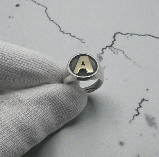 Anello Lettera Personalizzabile in Argento